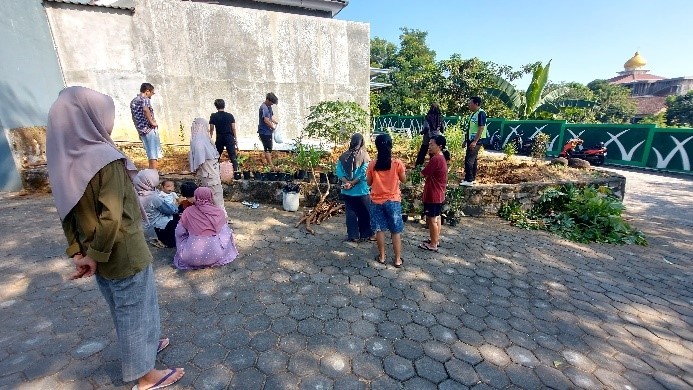 Program Pendampingan Taman Toga Ramah Lingkungan di The Green Royal&nbsp;Gedawang