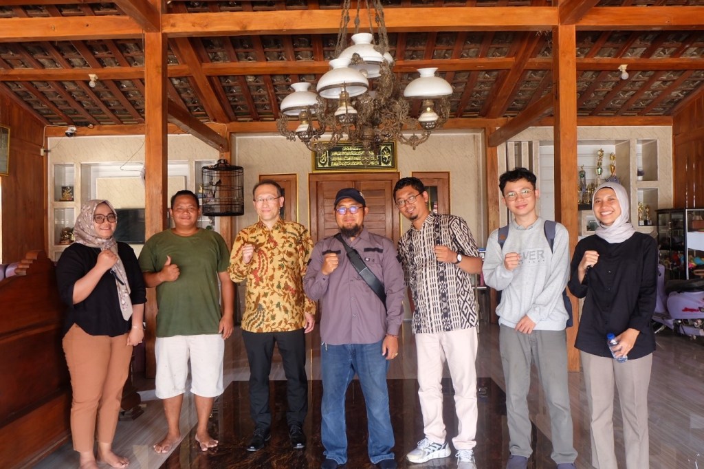 YERC–UNDIP– The University of Kitakyushu Jelajahi Praktik Ekonomi Sirkular di Kradenan